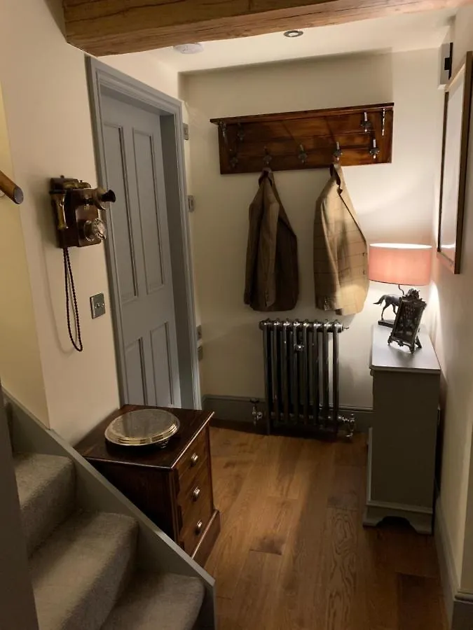 Luxury Boutique Country Cottage With Hot Tub York